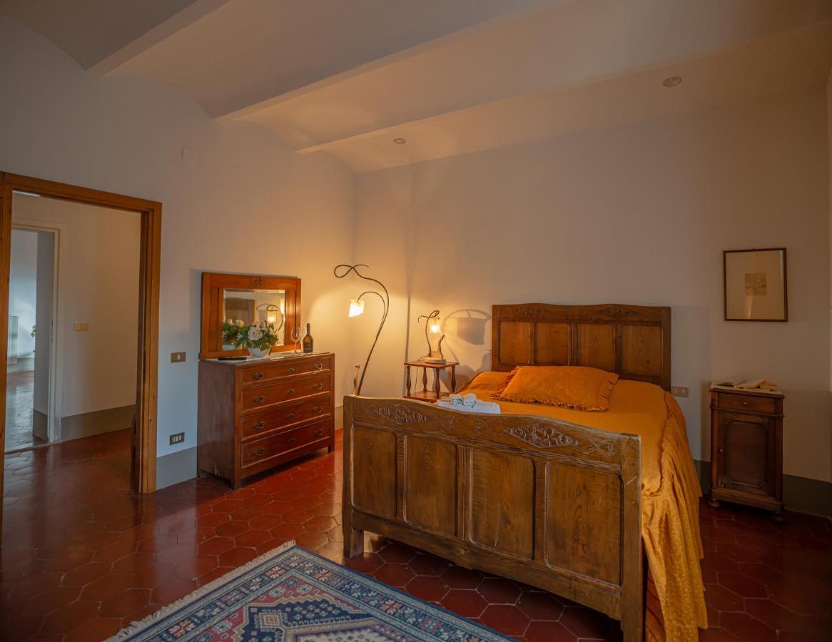 Villa Le Querciolaie Monteverdi Marittimo Exteriér fotografie